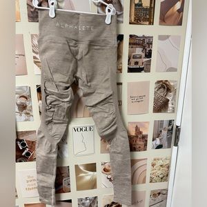 Alphalete Aero Leggings - Tan